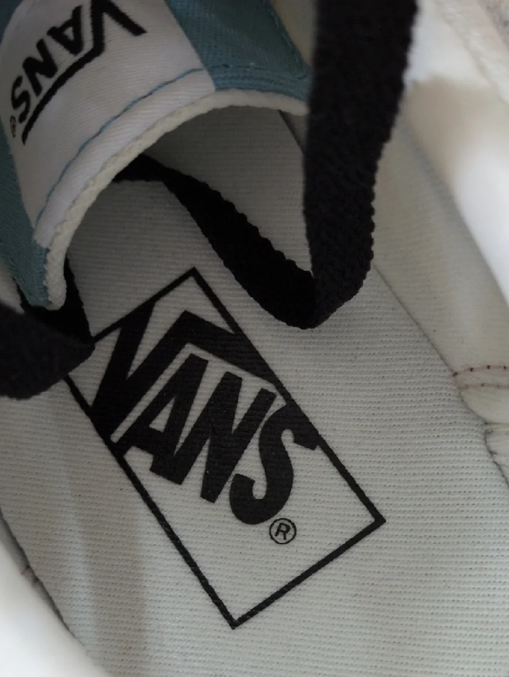 VANS I New Ward Color Block Cream, Black, Red & Purple Sneaker Skater Shoes, 9.5 - Picture 7 of 14